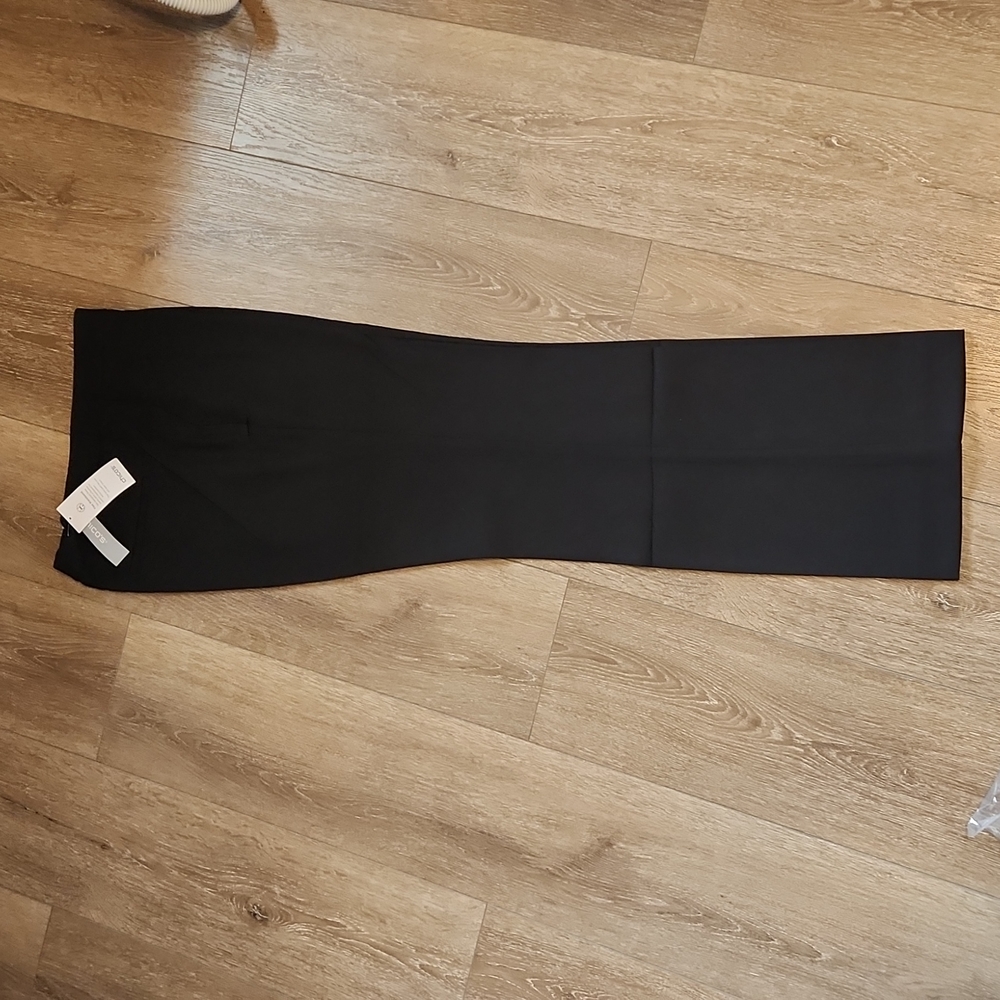 NWT Chicos Flex Waistband Trouser U.S. Size 12 R S Black Comfort Modern Tailored